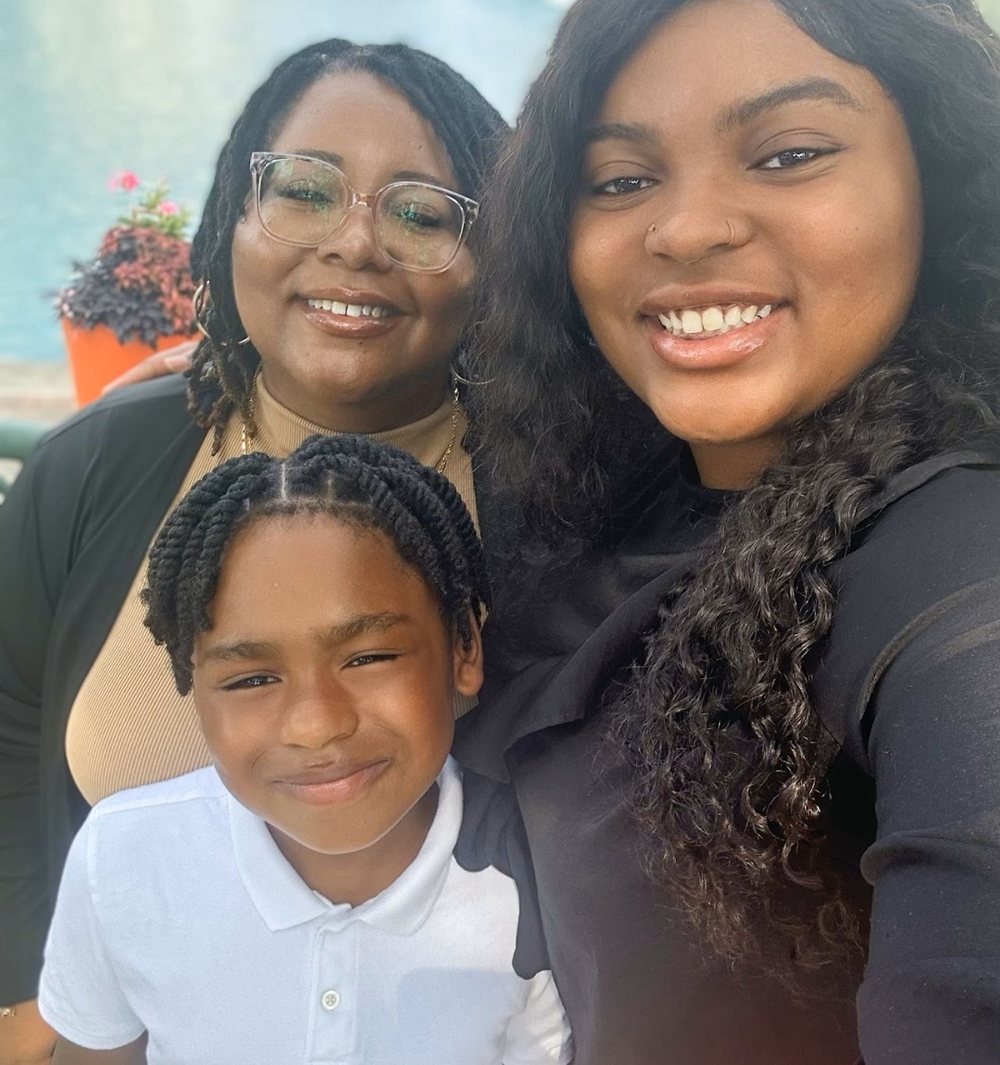 Andrea Diggs with her two children